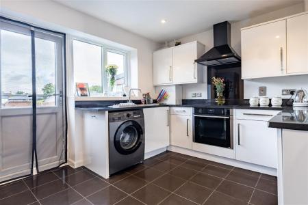 10, Alderwood  (3).jpg