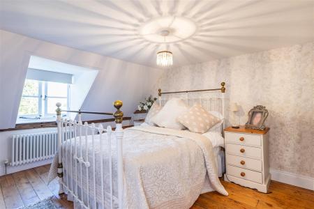 Willow Cottage 43 Berwick Ln  (16).jpg