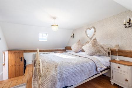 Willow Cottage 43 Berwick Ln  (14).jpg