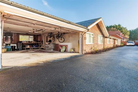 Raven Brook (30).jpg