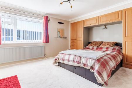 Raven Brook (13).jpg