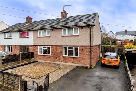 13, Beaconfield Ave (24).jpg