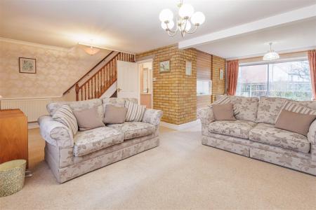 19, Egg Hall (8).jpg