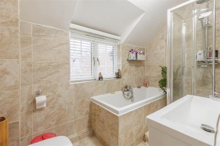 223, High Road (17).jpg