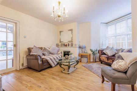 223, High Road (10).jpg