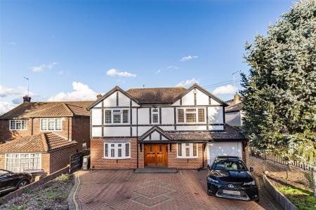 Highview Close  (28).jpg