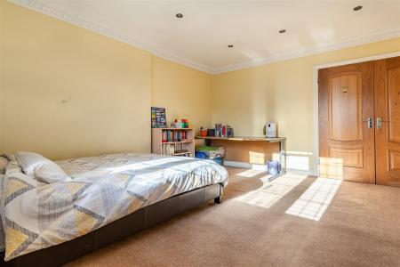 Highview Close  (15).jpg