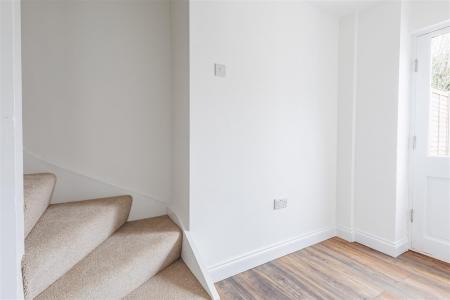 108  high street  (10).jpg