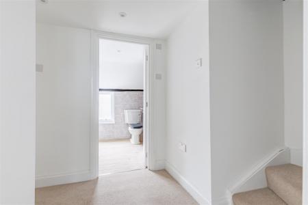 108  high street  (12).jpg