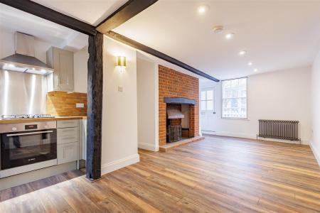 110 High Street (6).jpg