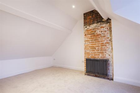 110 High Street (17).jpg