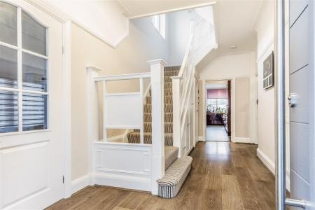 35 Hatley Ave (1).jpg