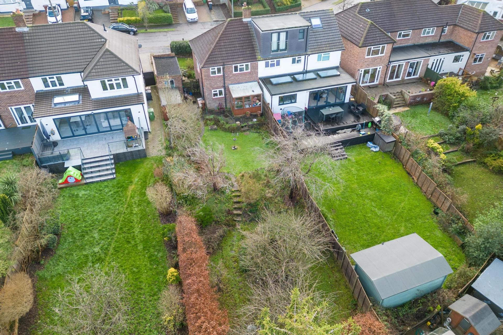 3 bedroom SemiDetached House for sale in Borehamwood