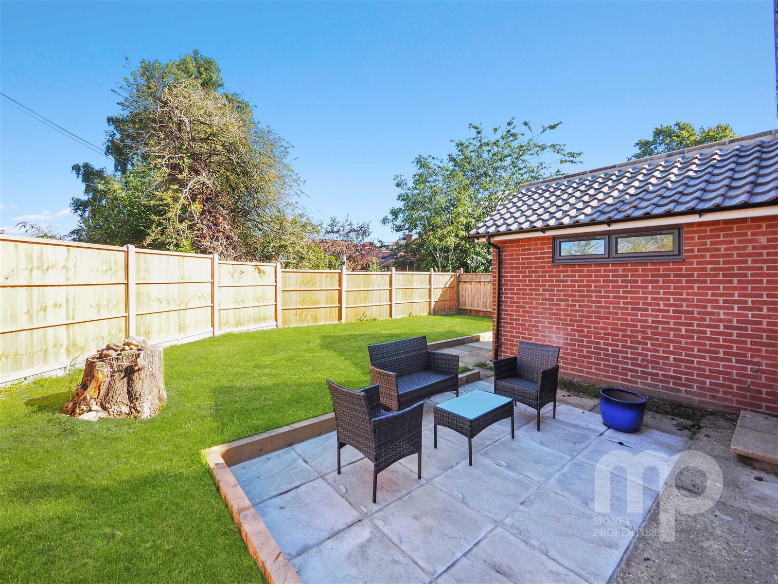 3 bedroom Detached House for sale in Wymondham