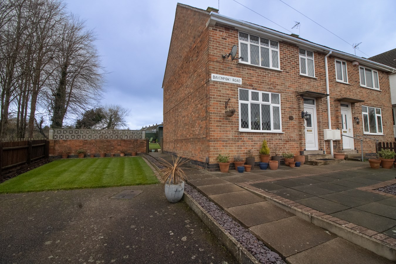 3 bedroom SemiDetached House for sale in Leicester