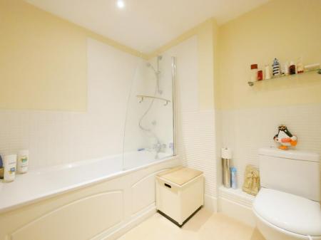 Family bathroom