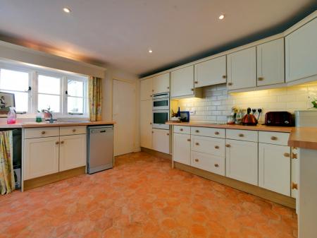 Kitchen diner