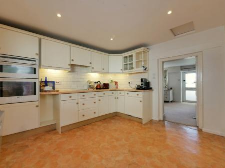 Kitchen diner