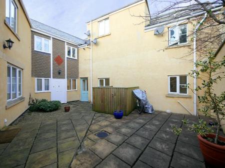 Communal courtyard