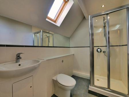 Ensuite shower