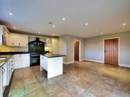 Kitchen diner