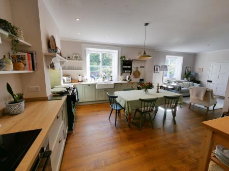 Kitchen family room