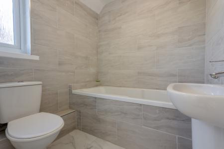 8624176-interior19