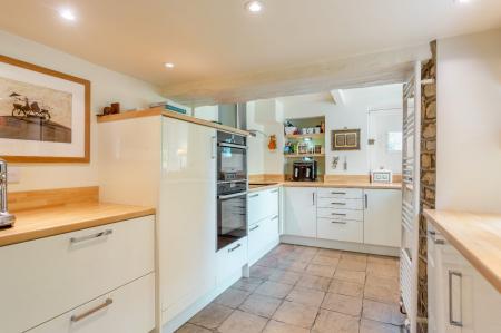Kitchen 2