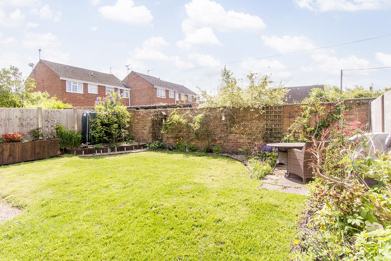 3 bedroom Semi-Detached House for sale in Walcote