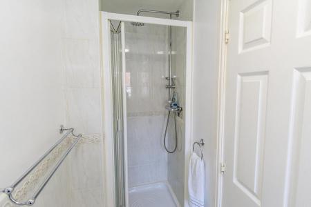 En-suite Photo Two