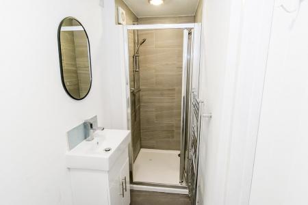 Annexe Shower room