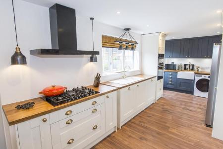 Open Plan Dining Kitchen & Utility
