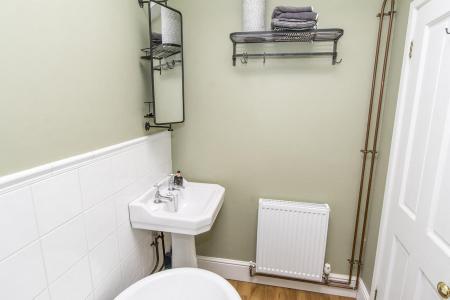 Ground Floor Bathroom