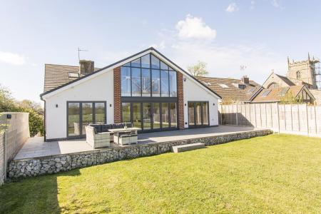 Rear Aspect Photo