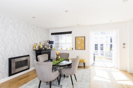 Dining/Family Room
