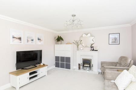 Lounge Photo 2