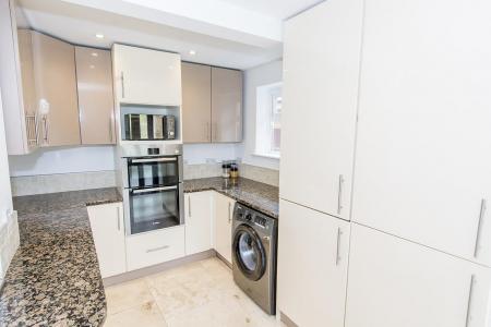 Dining kitchen