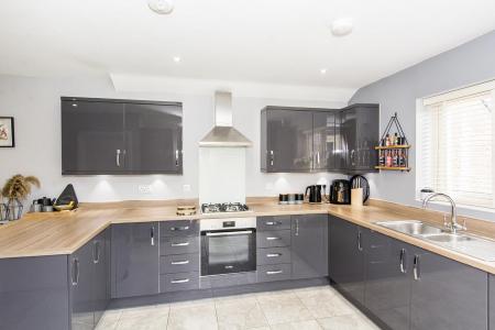 Kitchen Photo
