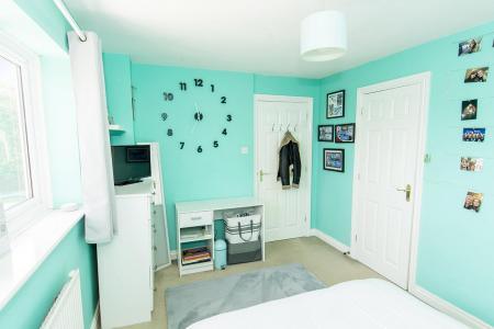 Bedroom Two Photo 2