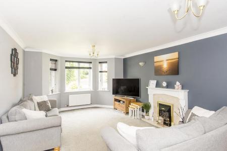 Lounge Photo 2