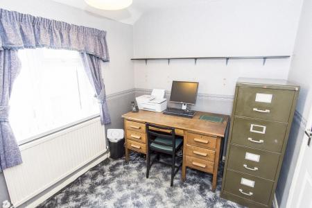 Bedroom Three / Study Photo 2