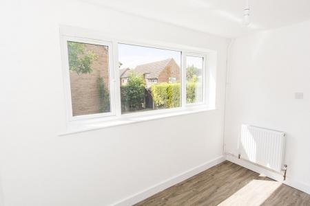 Dining Room Photo 2