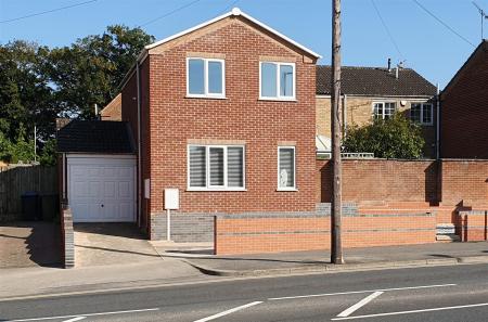 Garage & Parking