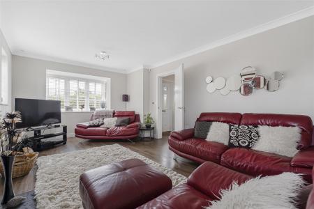 Sitting Room  Photo 2