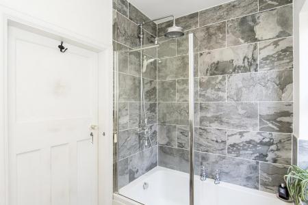 Bathroom Photo 2