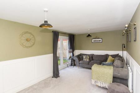 Lounge ( Photo Two )