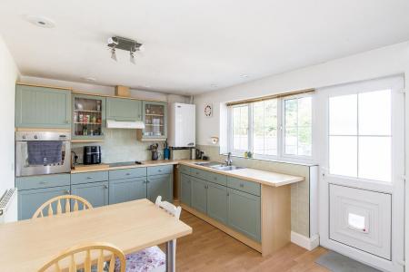 Kitchen/Breakfast Room