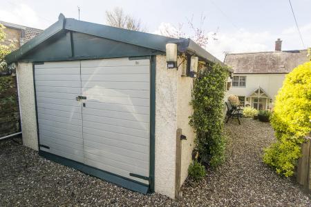 Double Garage & Workshop