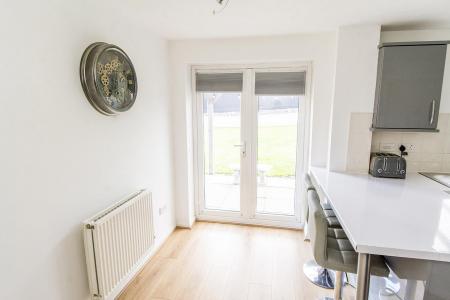 (Breakfast Area Photo)