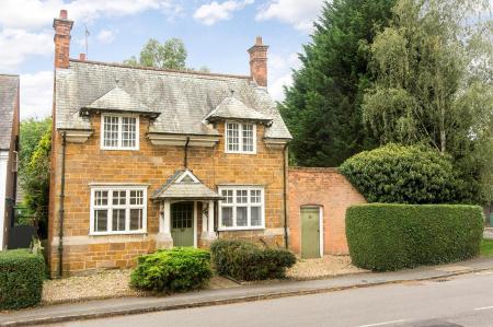 Frontage & Outlook